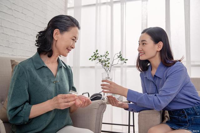 女性48岁开始交社保，参保15年，63岁能领养老金，值得？几年回本